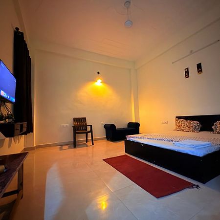 Atulyam Stays Sushant Golf City Lucknow Extérieur photo