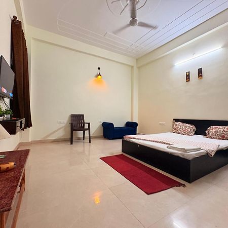 Atulyam Stays Sushant Golf City Lucknow Extérieur photo