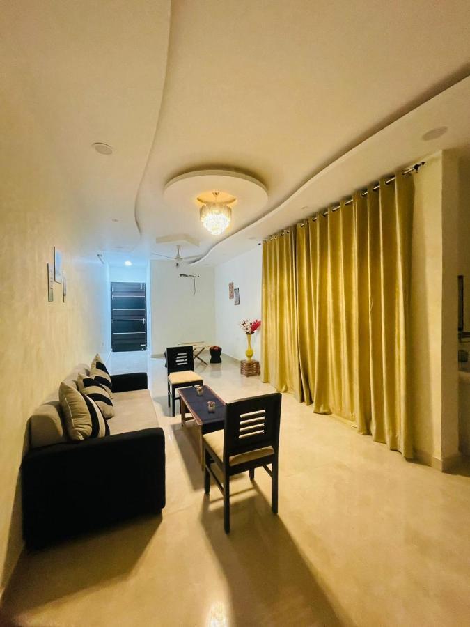 Atulyam Stays Sushant Golf City Lucknow Extérieur photo