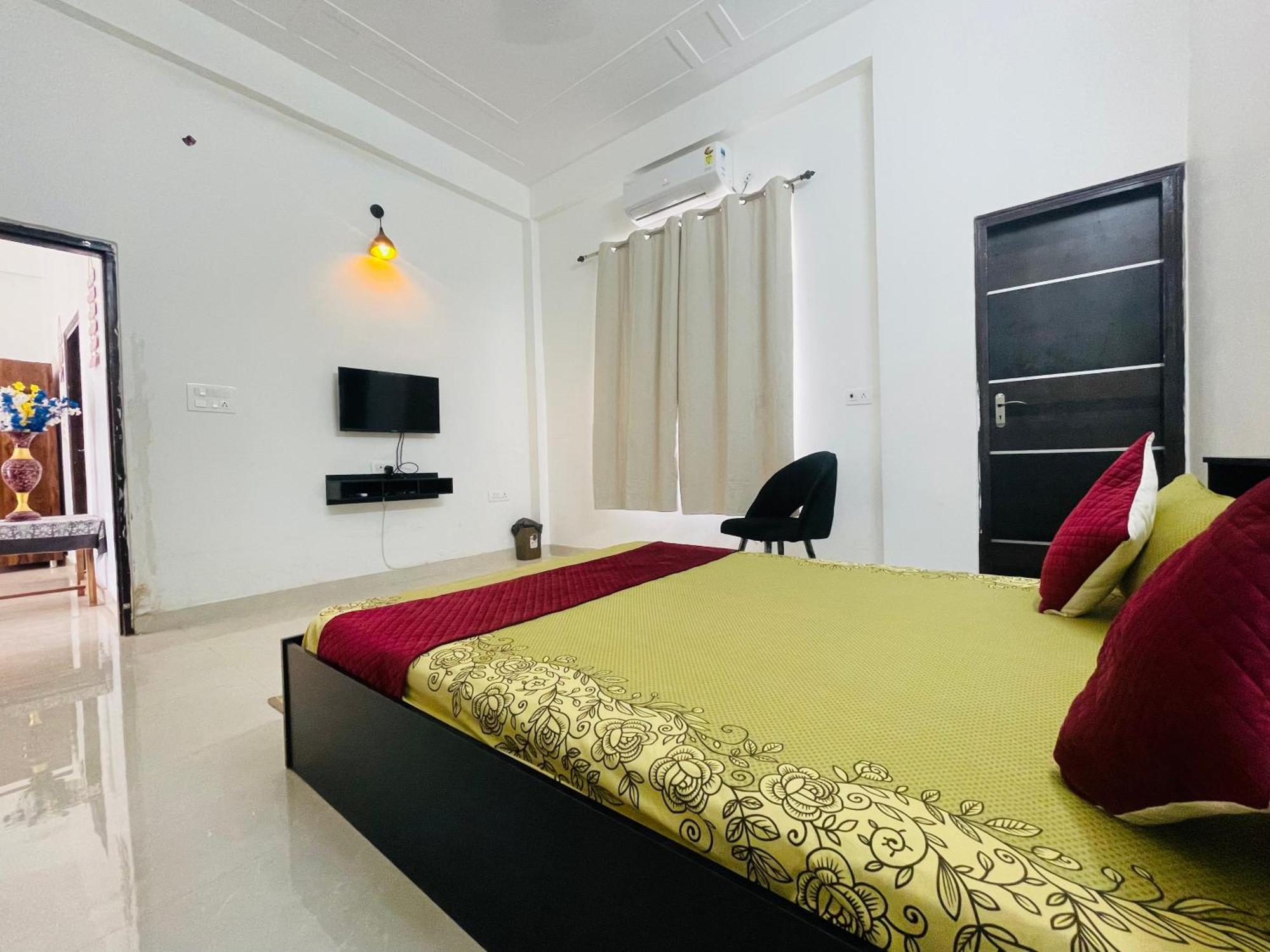 Atulyam Stays Sushant Golf City Lucknow Extérieur photo