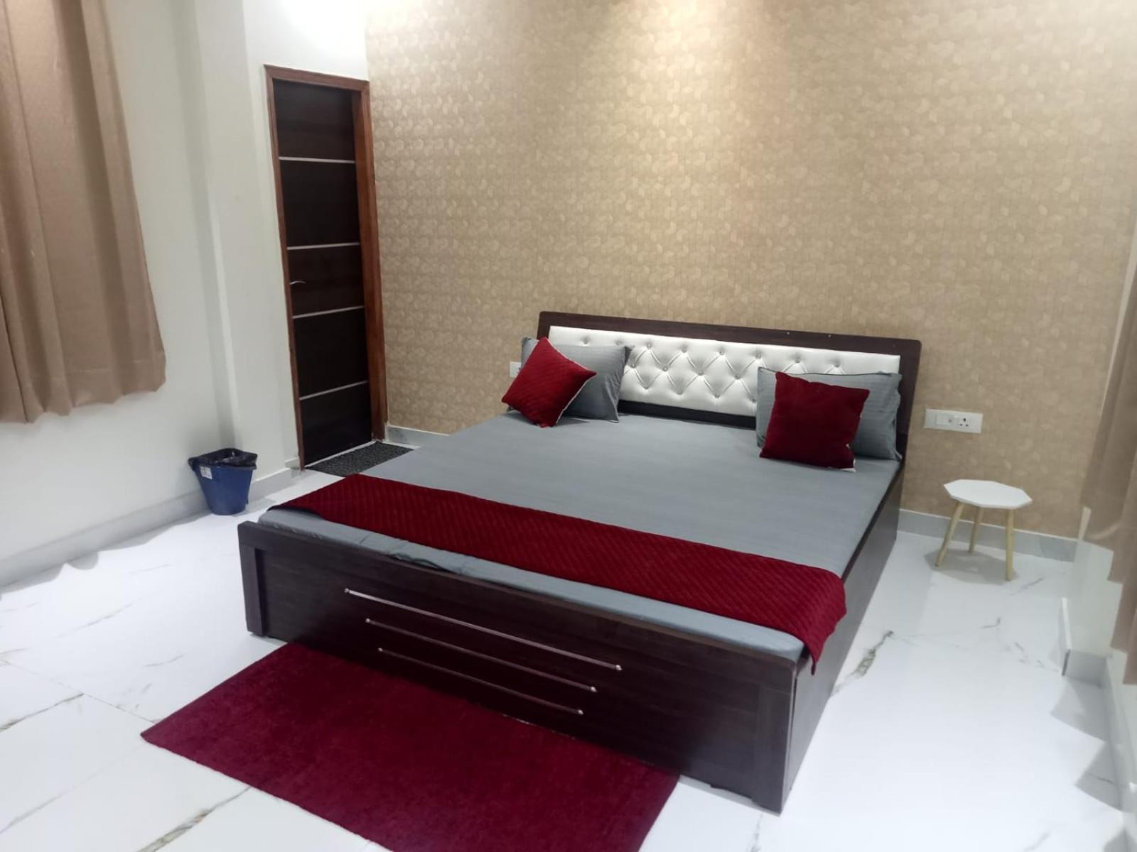 Atulyam Stays Sushant Golf City Lucknow Extérieur photo
