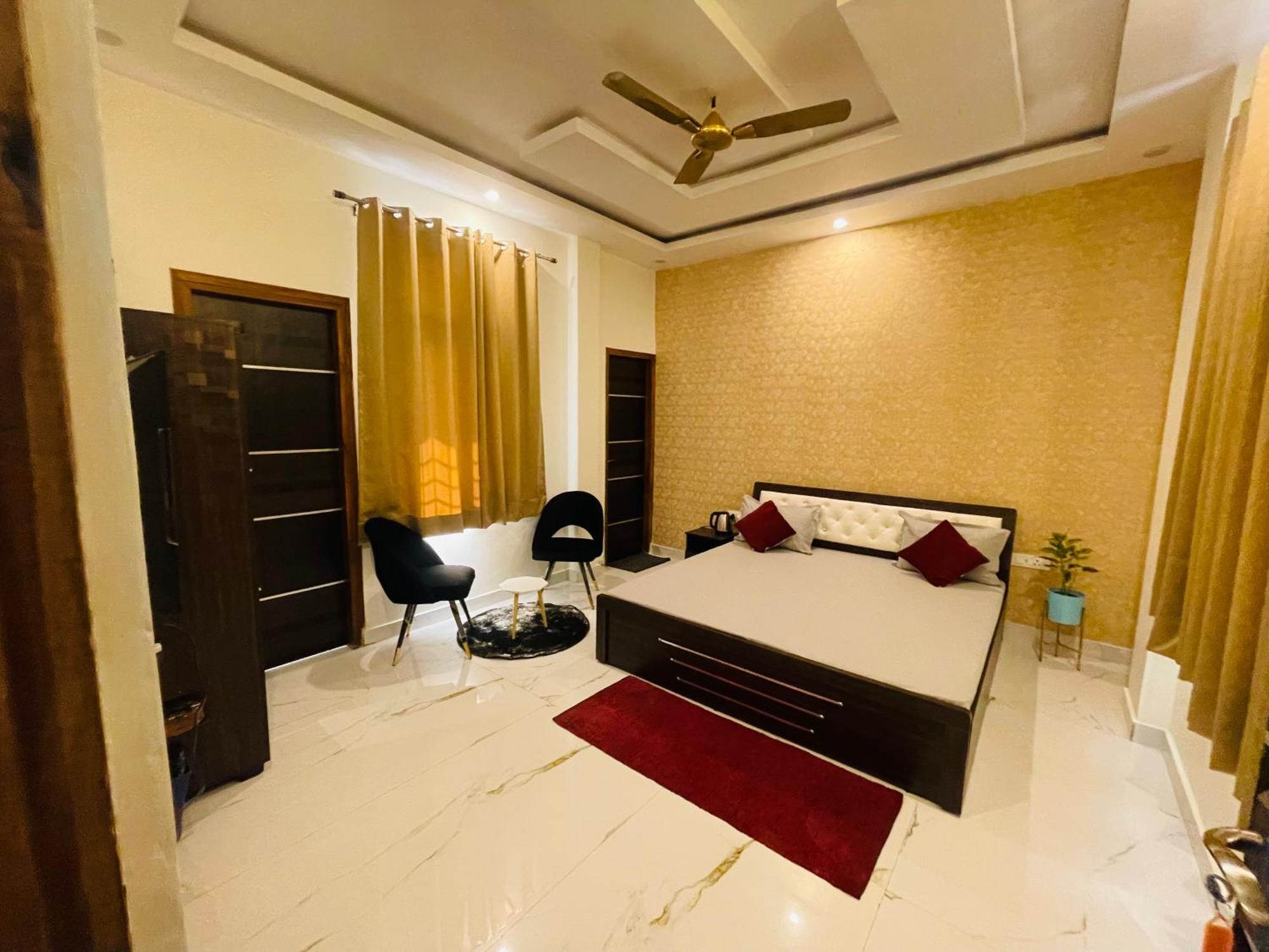 Atulyam Stays Sushant Golf City Lucknow Extérieur photo