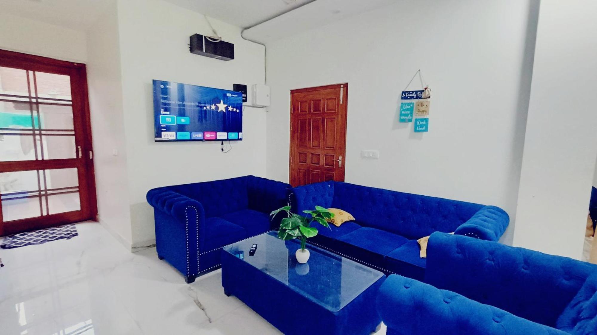 Atulyam Stays Sushant Golf City Lucknow Extérieur photo
