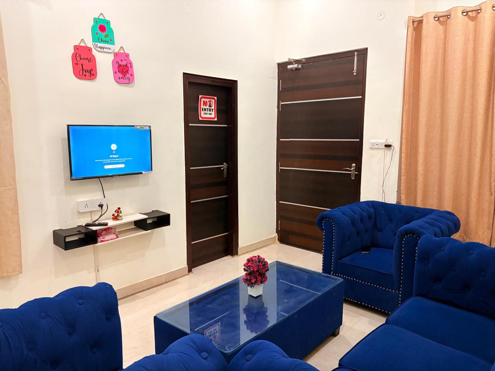 Atulyam Stays Sushant Golf City Lucknow Extérieur photo